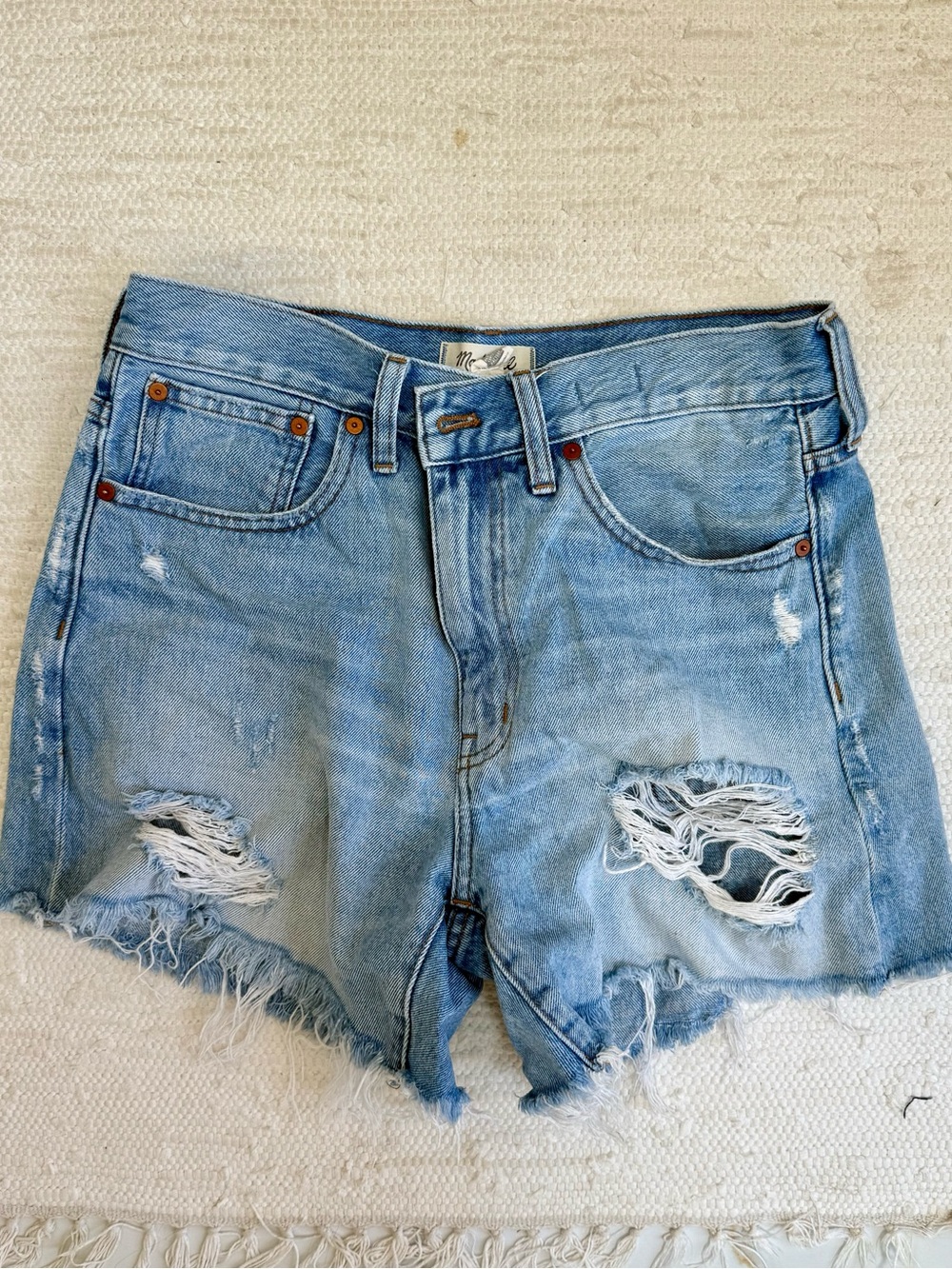 Madewell relaxed denim shorts sz 28